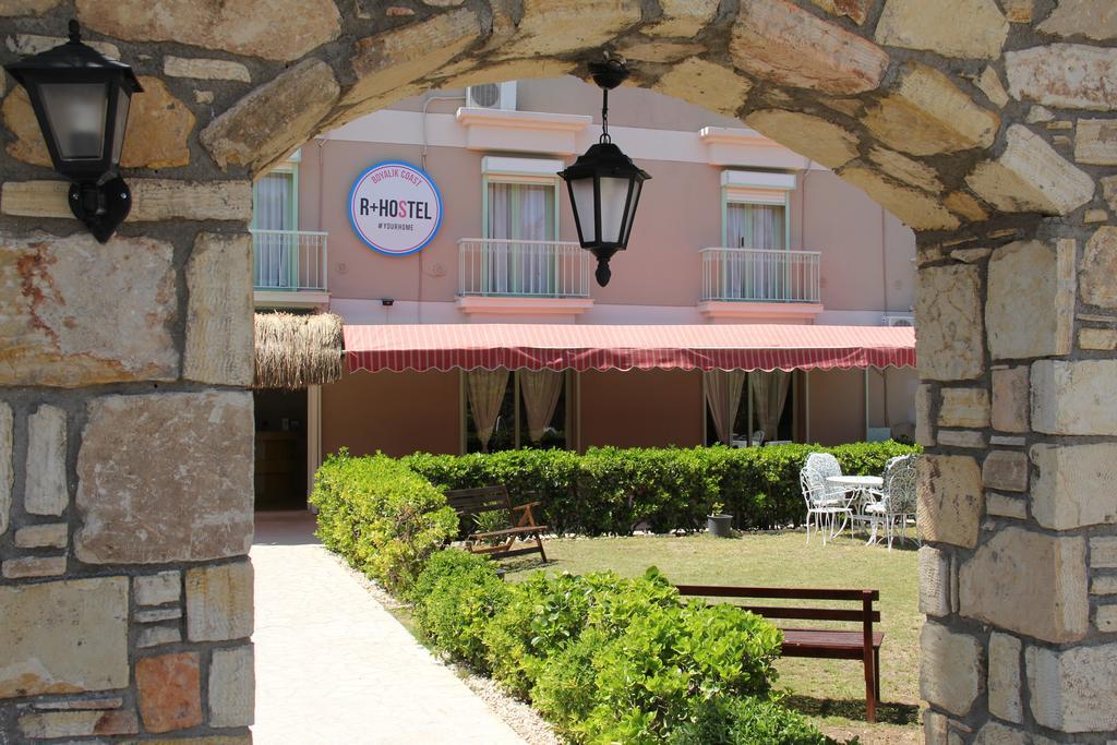 R+ Hotel By Rooms Çeşme エクステリア 写真