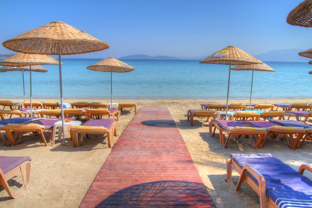 R+ Hotel By Rooms Çeşme エクステリア 写真