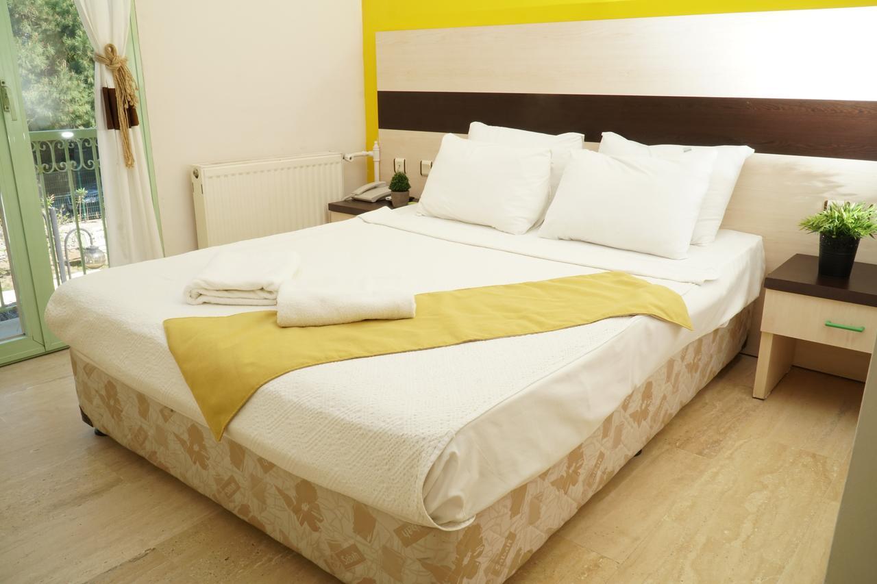 R+ Hotel By Rooms Çeşme エクステリア 写真