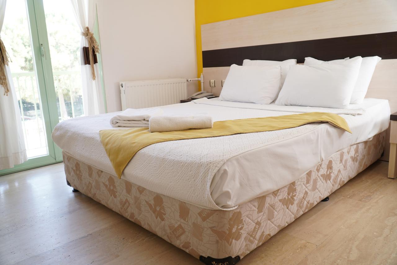 R+ Hotel By Rooms Çeşme エクステリア 写真